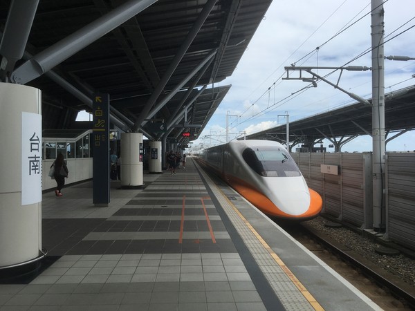 ▲▼台灣高鐵,台南站,高鐵列車。（圖／記者姜國輝攝）
