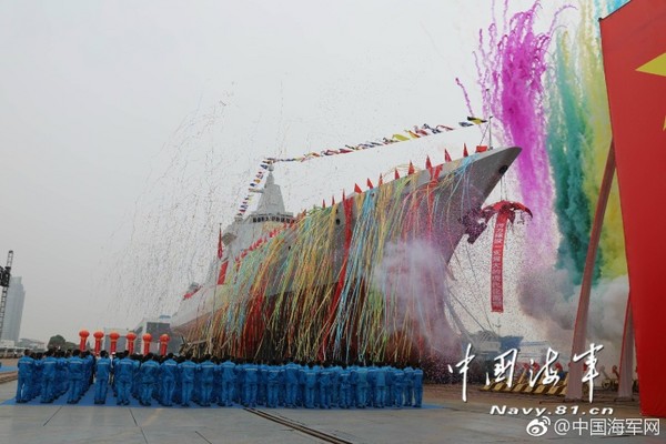 ▲▼中國055型驅逐艦28日下水。（圖／翻攝自中國海軍網微博）