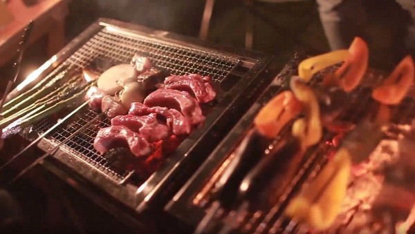 北海道露營車美食。（圖／芬達旅遊）