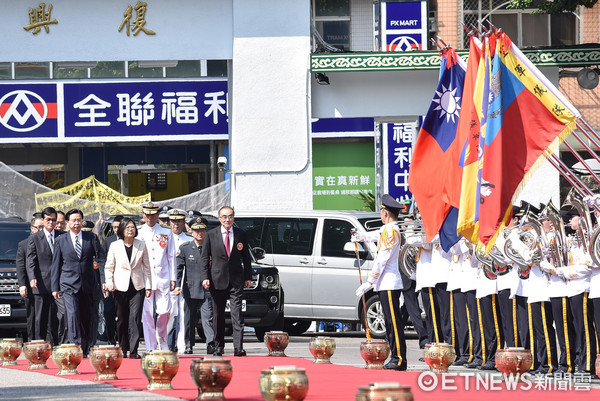 ▲▼蔡英文出席三軍六院校聯合畢業典禮。（圖／記者李毓康攝）