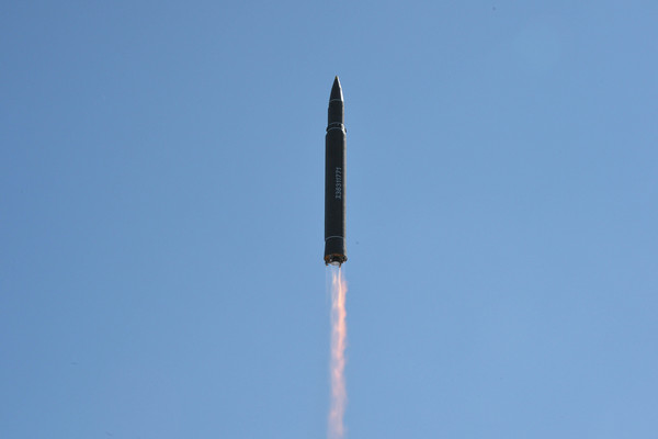 ▲▼北韓試射洲際彈道導彈「火星-14」（Hwasong-14）。（圖／路透社）