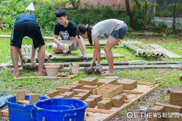 ▲中原大學「建築設計」，用創意打造40座國際建築大師作品。（圖／中原大學提供） 