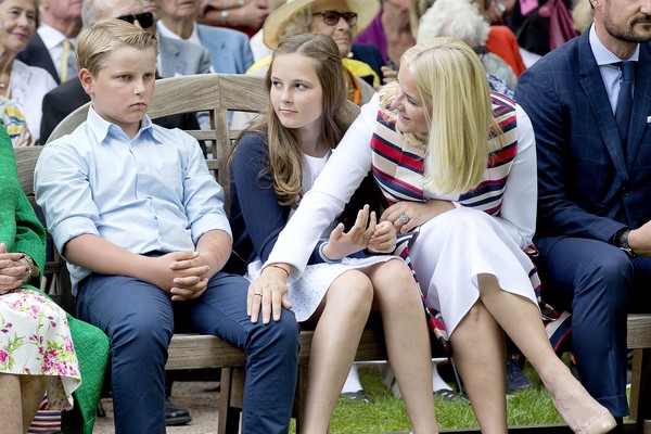 ▲▼挪威的馬格努斯王子（Prince Sverre Magnus）時常被拍到怪表情。（圖／美聯社）