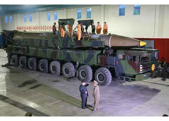 ▲北韓宣布佈洲際彈道飛彈「火星14」試射成功。(圖／翻攝自勞動新聞)