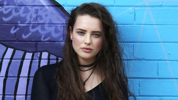 凱薩琳朗佛（Katherine Langford）。（圖／翻攝自推特）