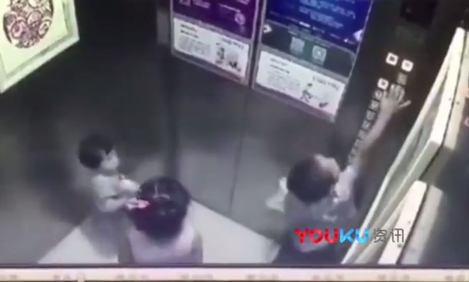 ▲5歲屁孩把2歲女童「關電梯」　害她嚇哭「墜落18樓」身亡！。（圖／湖南經視）