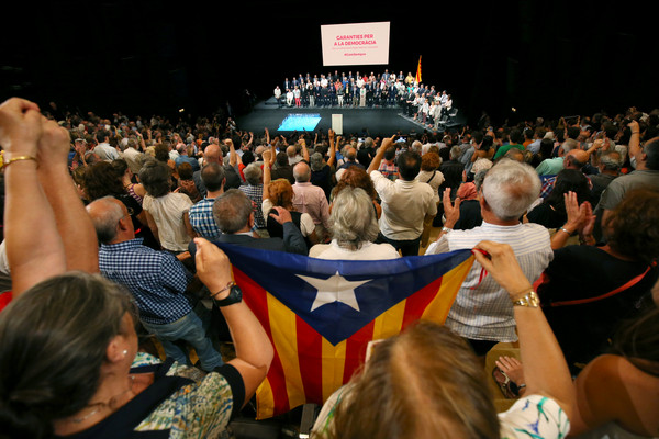 ▲西班牙東北自治區的加泰隆尼亞政府4日表示，當地民眾將於10月1日舉行公投，屆時將決定是否選擇脫離西班牙。（圖／路透社）