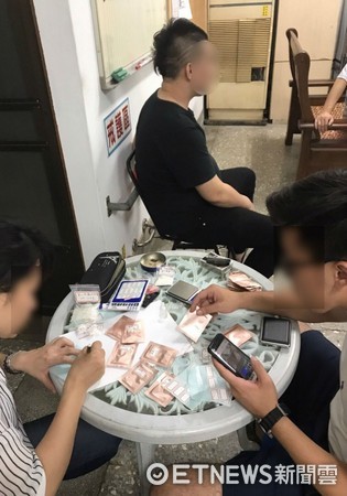 男毒蟲擁122顆迷姦藥丸　被逮竟狂言：都是我自己要吃的。（圖／記者謝侑霖攝）