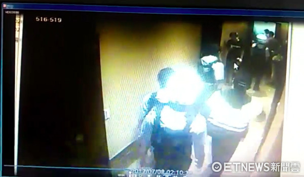 ▲西門町錢櫃爆發糾紛,吳男與潘女因敬酒問題大吵,潘女臀部遭刺傷。(圖/記者張曼蘋翻攝)