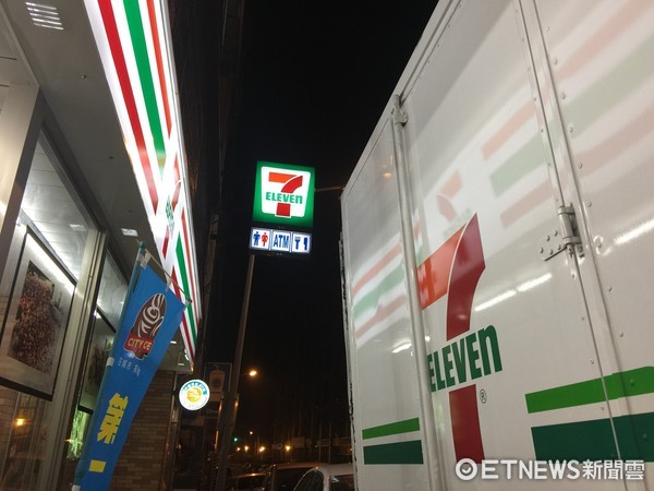 ▲▼   7-11 ,7ELEVEN         。（圖／記者張一中攝）