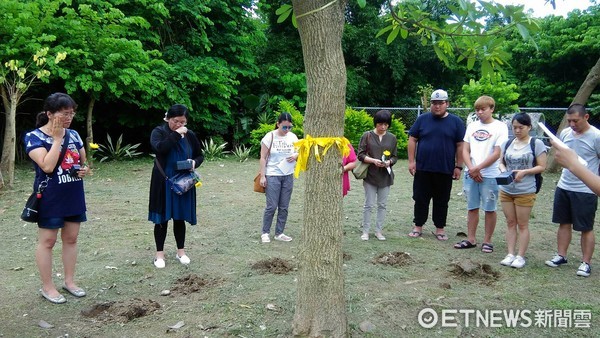 ▲寵物樹葬。（圖／新北市動保處提供）