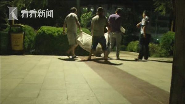 江西省撫州市臨川區一名高二男學生玩手機被父母罵，氣得離家出走，沒想到一天後被發現陳屍河中。（圖／翻攝《看看新聞》）