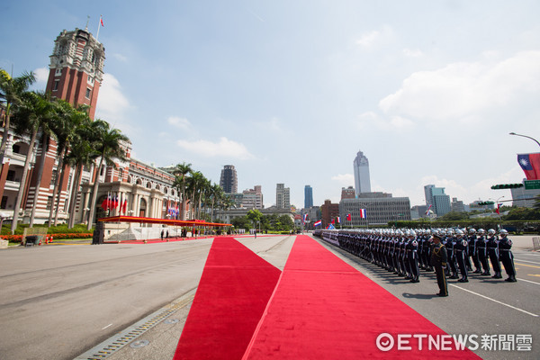 ▲▼巴拉圭總統訪台,蔡英文軍禮迎接巴拉圭總統卡提斯,三軍儀隊。（圖／記者季相儒攝）