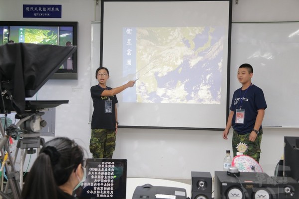 航空科技體驗營多元課程　寓教於樂貼近國防