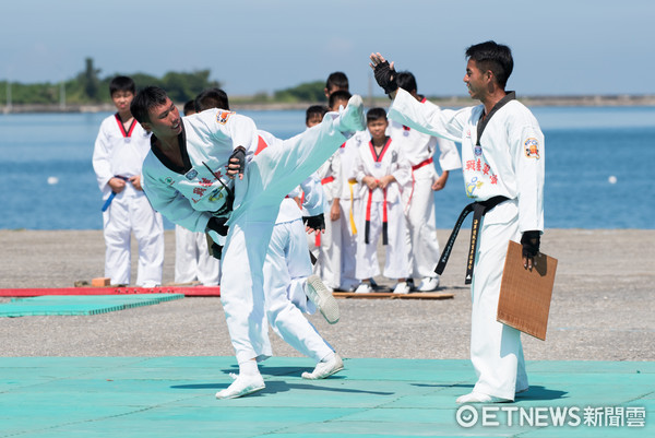 ▲▼海軍左營營區開放全兵力預演,莒拳隊操演。（圖／記者季相儒攝）