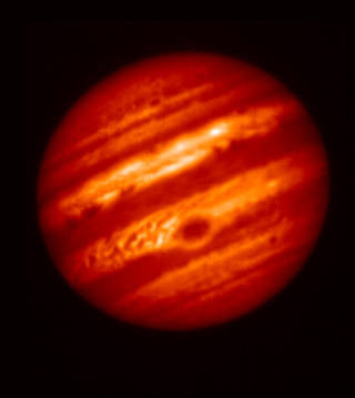 僅9000公里！「朱諾」號首次近觀木星「大紅斑」。（圖／翻攝自NASA官網）