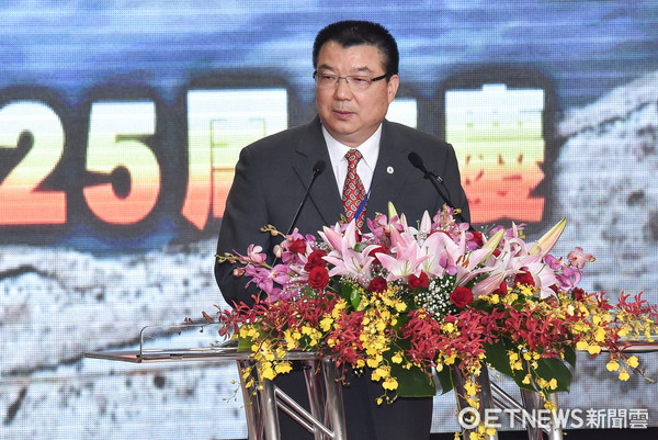 ▲漢翔公司董事長廖榮鑫表示，將積極爭取A220系列的業務商機。（圖／記者李毓康攝）