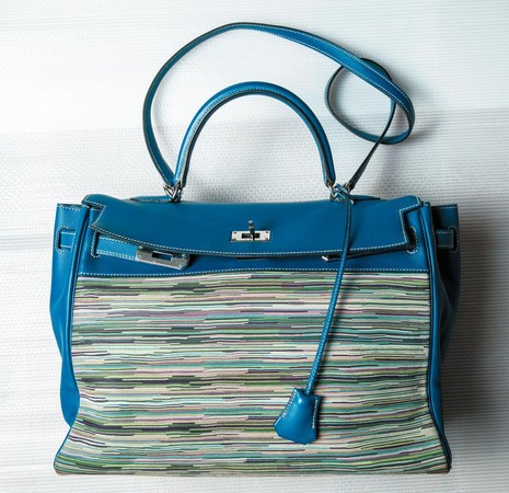 三色Birkin Bag 30cm。約NT$400,000。