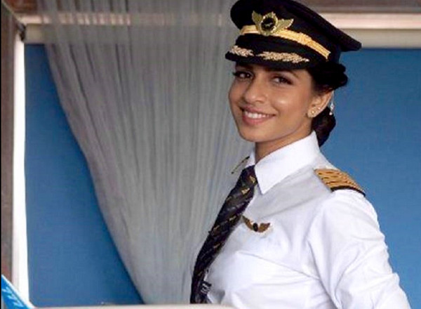▲她努力克服口音，終於成為女機長。（圖／翻攝自臉書／U.S. Consulate General Hyderabad）