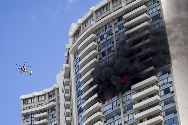 ▲▼夏威夷公寓大樓傳出火警，至少3死。（圖／美聯社）