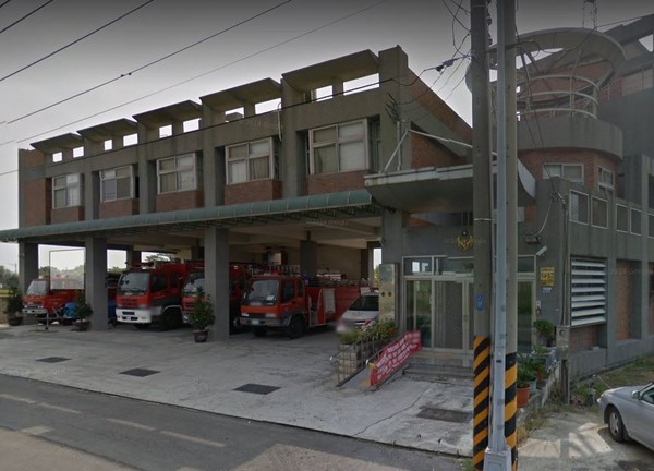 ▲▼台南下營消防員備勤倒臥廁所身亡。（圖／翻攝Google Map）