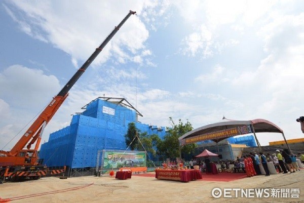 ▲龍潭分館暨鄧雨賢台灣音樂紀念館新建工程上梁。（圖／桃園市政府提供）