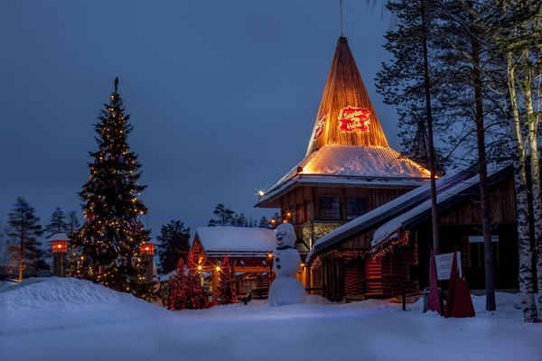 ▲北歐要降玩！芬蘭追尋幸福極光，真的聖誕老人陪過節～（圖／巨大旅遊提供）