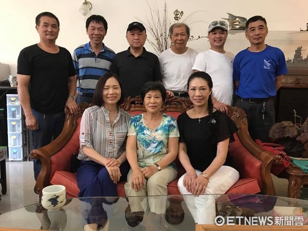 ▲▼汐止峰仔峙社文史館團隊。(圖/記者鄒鎮宇攝)