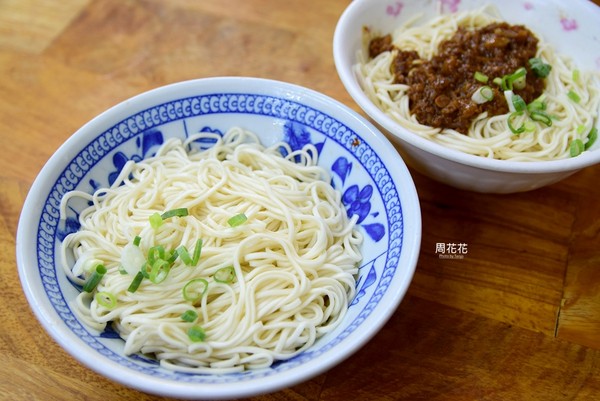 樺林乾麵。（圖／周花花）