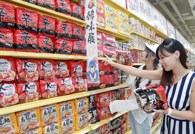 女友跟「7名男同事」出差日本23天! 网笑:准备