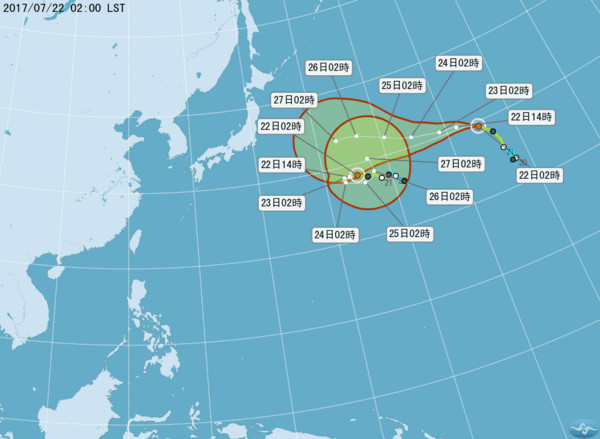 中太平洋目前有兩個輕度颱風，離台灣都很遙遠，並不會有直接影響。（圖／翻攝自中央氣象局官網）