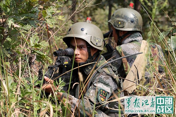 中國「確山訓練基地」實施軍演。（圖／翻攝中國軍網）