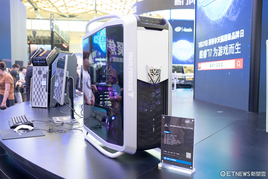 上海直擊Intel十八核i9處理器應用。（圖／記者莊友直攝）