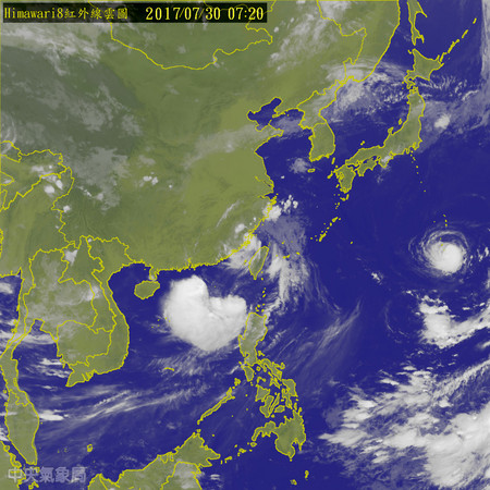 尼莎、海棠接力雨下不停　高雄、屏東超大豪雨特報。（圖／翻攝自中央氣象局）