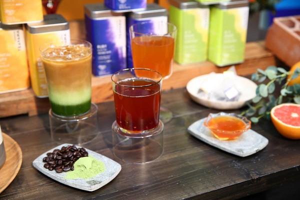 星巴克其實除了賣咖啡，還有賣茶，不過Teavana茶類業務的發展一直沒有咖啡般出色。