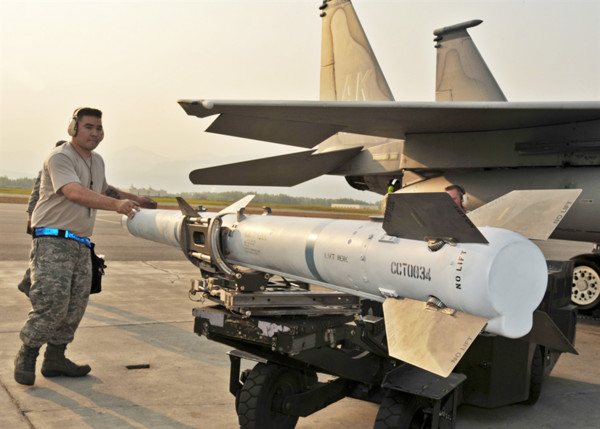 ▲▼AIM-120先進中程空對空飛彈（AIM-120 Advanced Medium-Range Air-to-Air Missile，縮寫為AMRAAM）。（圖／翻攝自美國空軍官網）