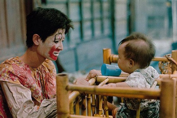 侯孝賢等人執導的3段式電影《兒子的大玩偶》，是台灣新電影的重要作品。（中影提供）