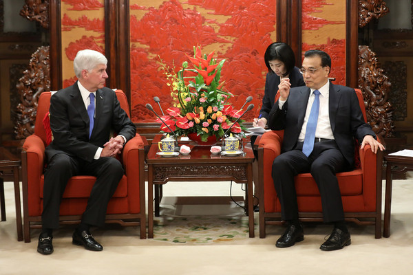 ▲密西根州州長里克•斯奈德（Rick Snyder）會見中國總理李克強。（圖／路透社）