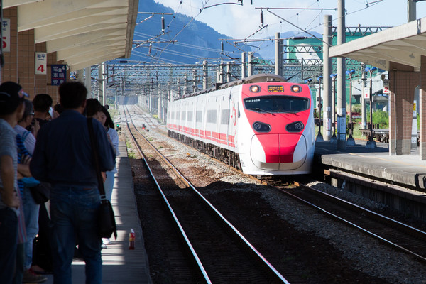 臺鐵全新票務系統21日上線 開放訂4/23以後車票