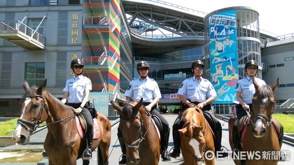 ▲▼新北市警局騎警隊投入世大運維安任務。（圖／記者陳豐德翻攝）