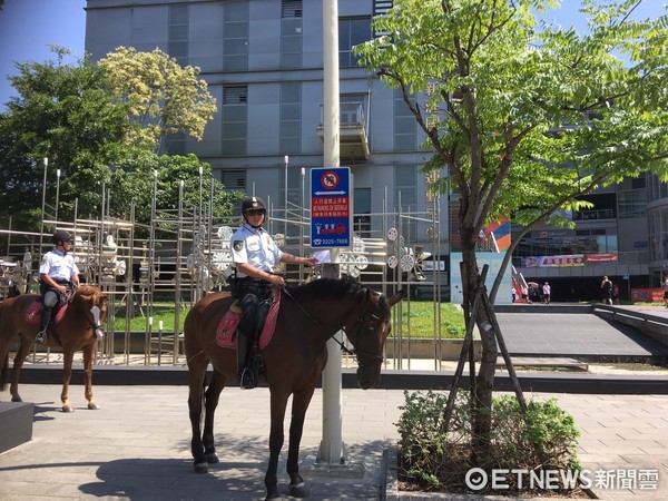 ▲▼新北市警局騎警隊投入世大運維安任務。（圖／記者陳豐德翻攝）