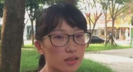 ▲暖心女孩現身忍淚「以後還是會幫」。（圖／翻攝壹電視）