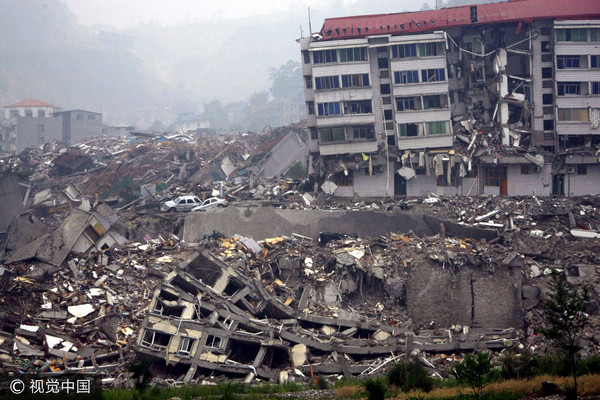 ▲▼2008年，四川省汶川大地震。（圖／CFP）