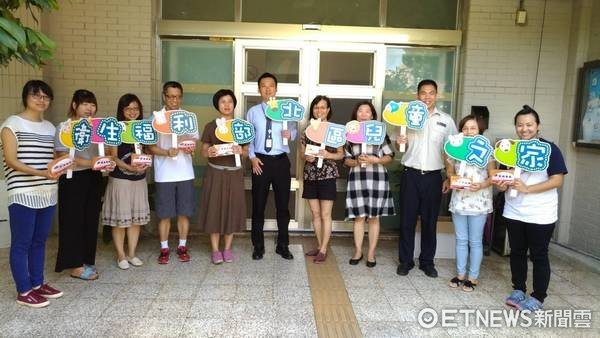 ▲高鐵桃園站愛心贈票，北區兒童之家暑期台中行。（圖／高鐵桃園站提供）