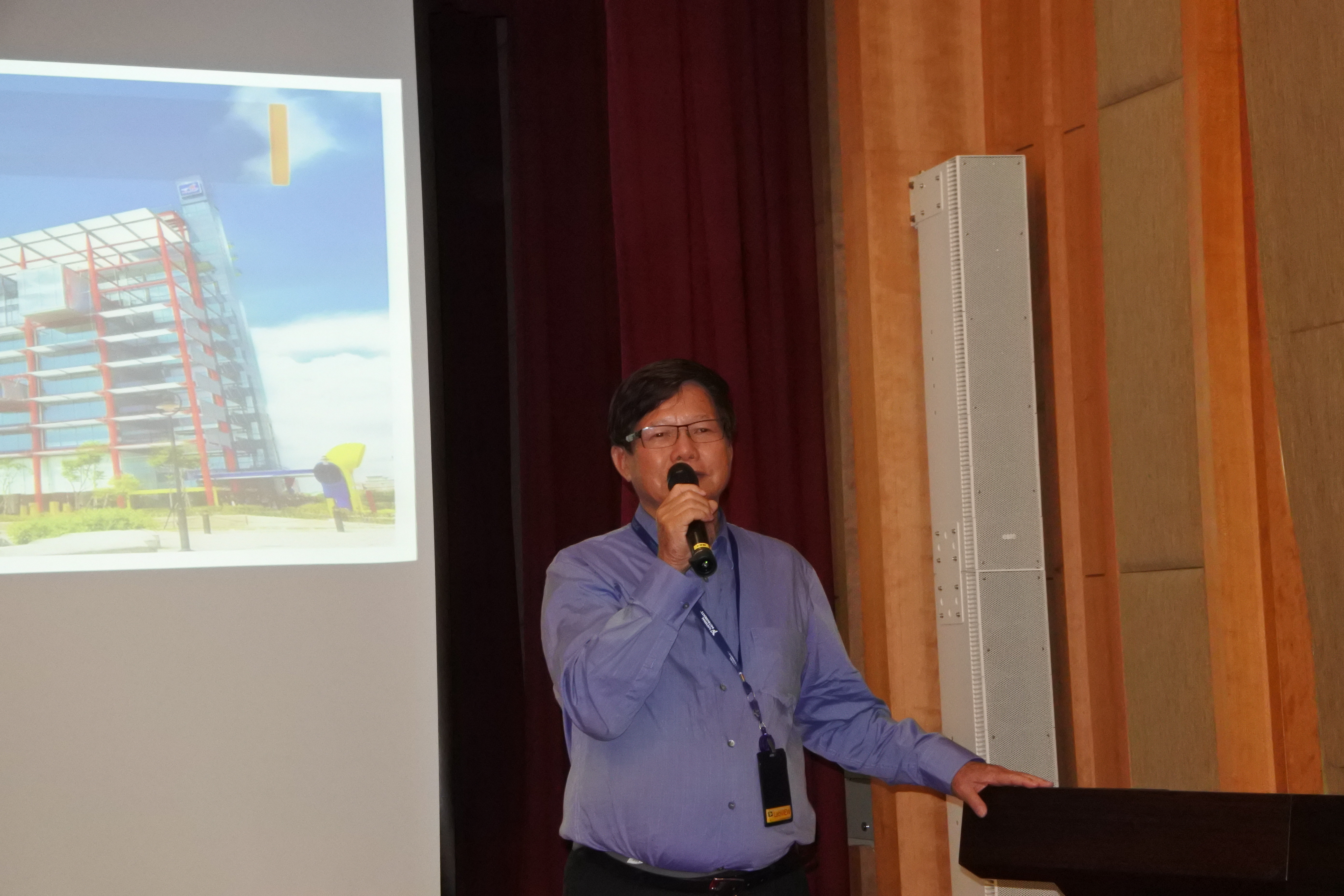 潛艦國造、國艦國造、造船公會；慶富造船總裁陳慶男、慶富與國外合作完成的潛艦儎台控制系統（圖／記者李孟璇攝）