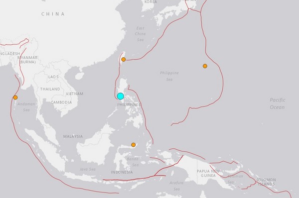 ▲▼菲律賓呂宋島中南部發生規模6.3強震。（圖／翻攝自美國地質觀測所）