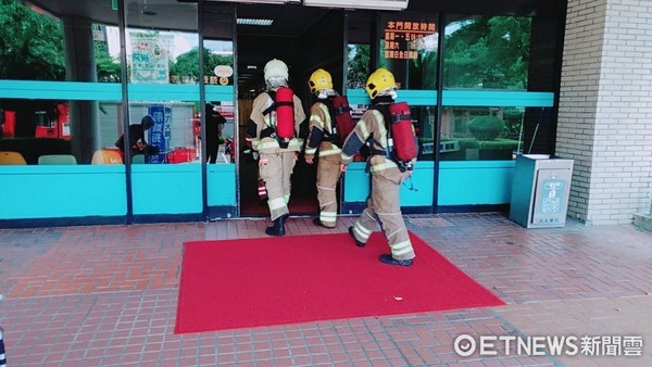 ▲台南市消防人員據報火速馳抵搶救。（圖／記者林悅翻攝）