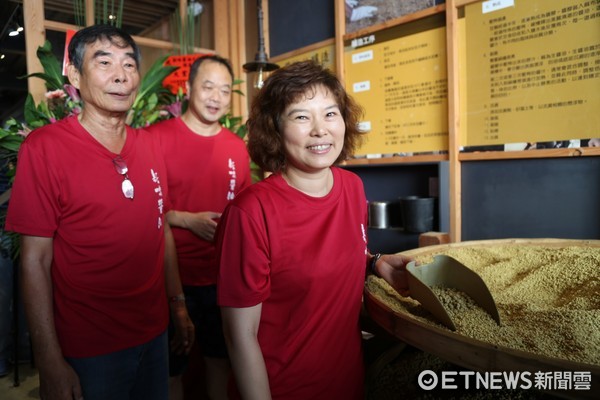 花蓮一家傳承三代的醬油老店採用天然的食材，秉持繁瑣古法做醬油，工廠改裝變身再出發。（圖／記者王兆麟攝）