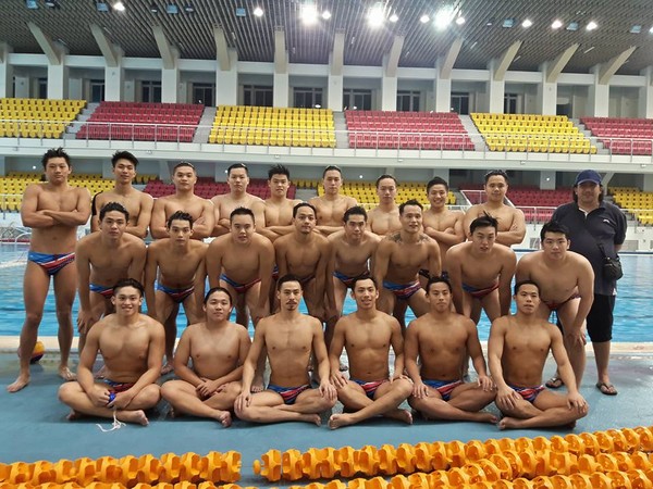 ▲中華隊、日本水球代表隊員。（圖／翻攝自Taiwan Waterpolo national team Facebook）