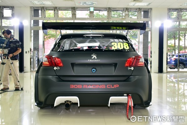 全台僅此一輛「非賣品」　寶獅308 Racing Cup TCR賽車首曝光（圖／記者游鎧丞攝）